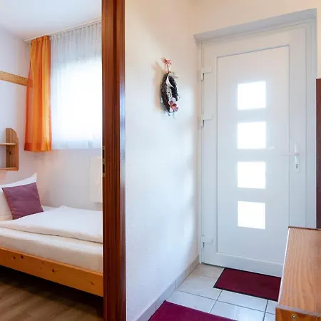 Apartment Waldstrasse 2 12